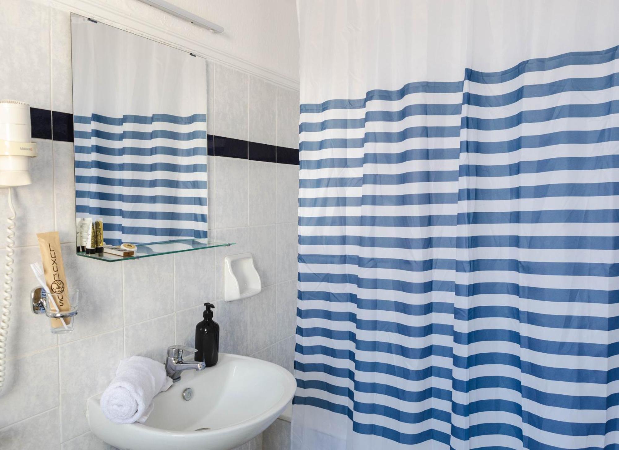 קוזאני Anesis Hotel מראה חיצוני תמונה
